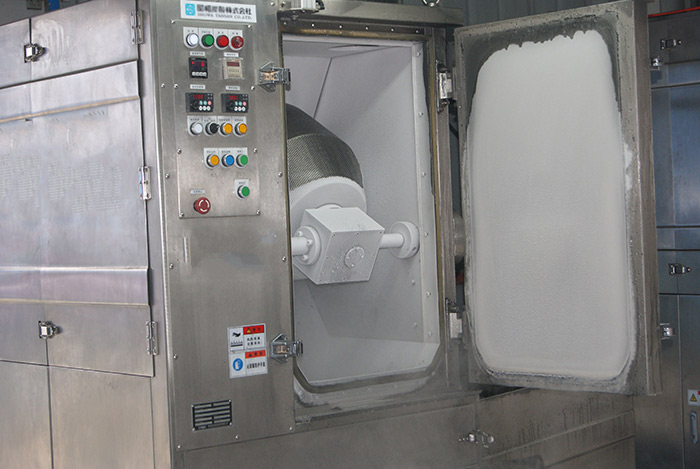 液氮去毛邊機